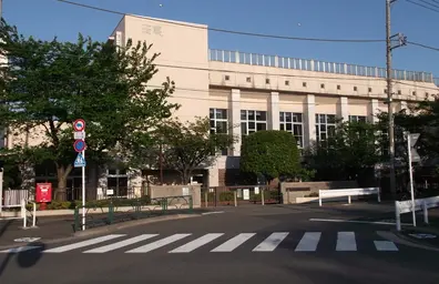 八幡山小学校