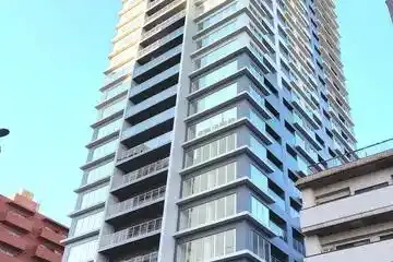 CLASSY TOWER 新宿御苑の外観