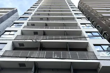 パークアクシス上野グレイスコートの外観