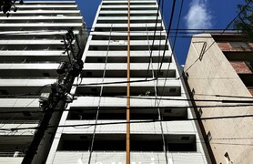 ガーラプレイス新宿御苑