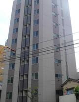 カルペンテリアエッセ