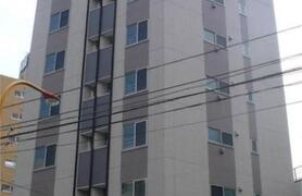 カルペンテリアエッセ