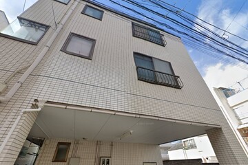 コーポ岩谷の外観