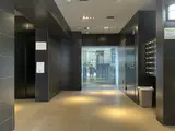 プラティーク新宿WEST エントランス