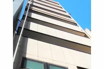 YCYの外観