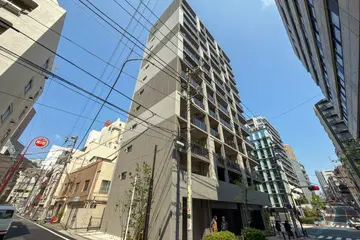 リビオメゾン御茶ノ水EASTの外観