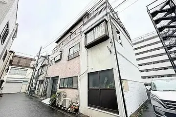 金井ビルの外観