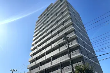 アジールコート汐浜キャナルの外観