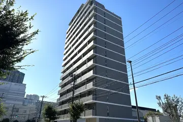 アジールコート汐浜キャナルの外観