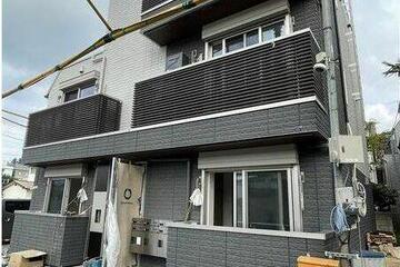 White Base 駒場の外観