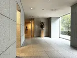 エンブレムコート明石町