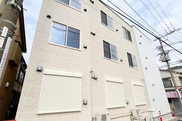 LAUREL豊町の外観