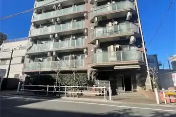 SUPURUSE板橋の外観
