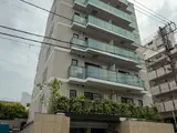 レフィールオーブ麻布仙台坂 エントランス
