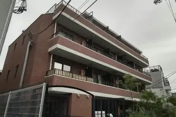 プレジール神宮前の外観