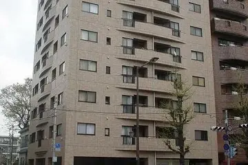 文京ツインタワーの外観