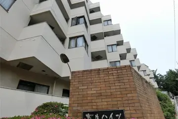 宝生ハイツの外観