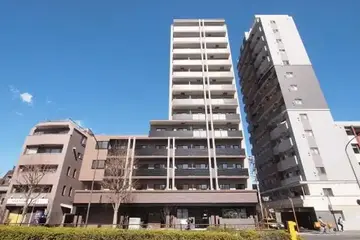 グランドール新宿の外観