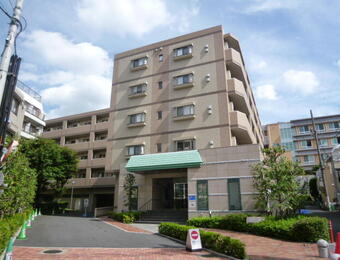 グランハイツ東新宿