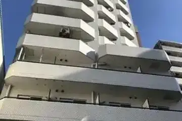 TRUST VALUE 不動前の外観