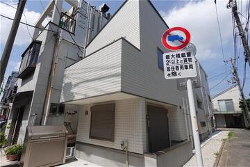 グランド目黒の外観