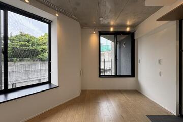 trias313の外観