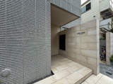 Fifth Ave 3階 302