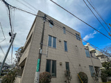 Maison de Romainee 2階 エントランス