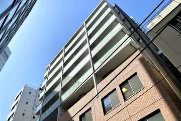 La Perla岩本町の外観