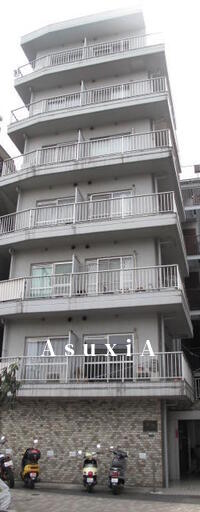 サカエ新宿余丁町マンション