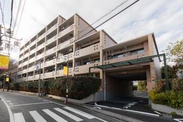 クリケットヒル富ヶ谷の外観