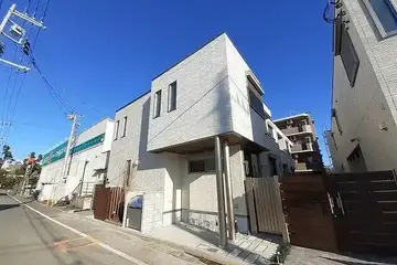 HANABISHI Iの外観