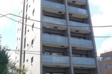 RobustCourtの外観