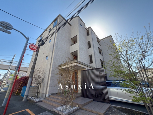 キャプテンズ・コート