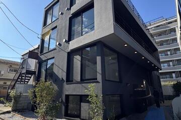 trias144の外観