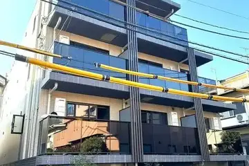 ルミナス駒場の外観