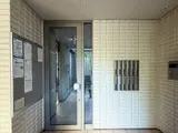 Raffine弦巻 エントランス