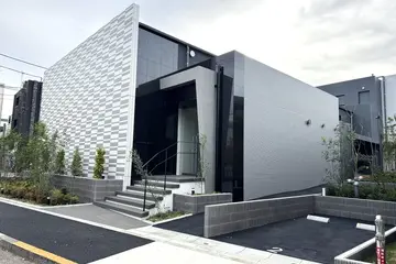 アジールコート都立大学の外観