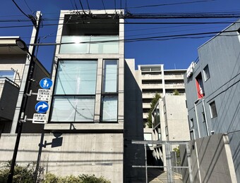 スクエアコート早稲田