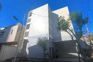 レオパレスオーロラの外観