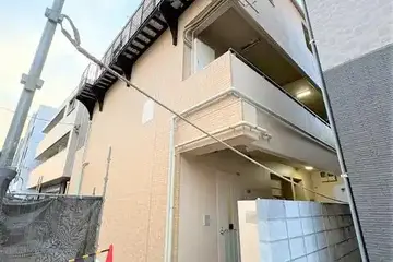 シノン原町の外観