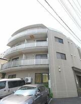 クレセントハウス