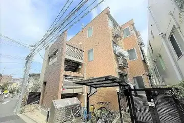 クレイノ笹塚南山の外観
