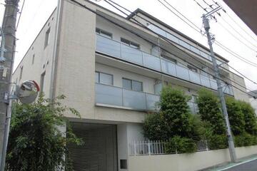 白金台アルビラの外観