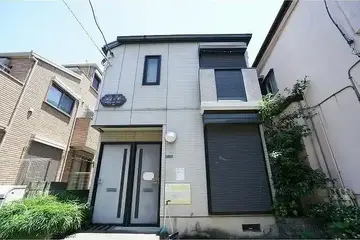 メゾンエフの外観