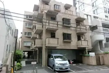 氷川アネックス2号館の外観