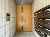 ロイヤル三軒茶屋 エントランス