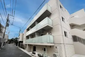 プレセダン千駄木の外観