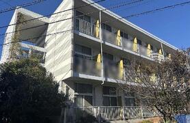 レオパレス小茂根