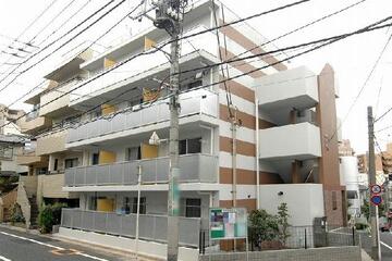 レオパレスカサリリオの外観